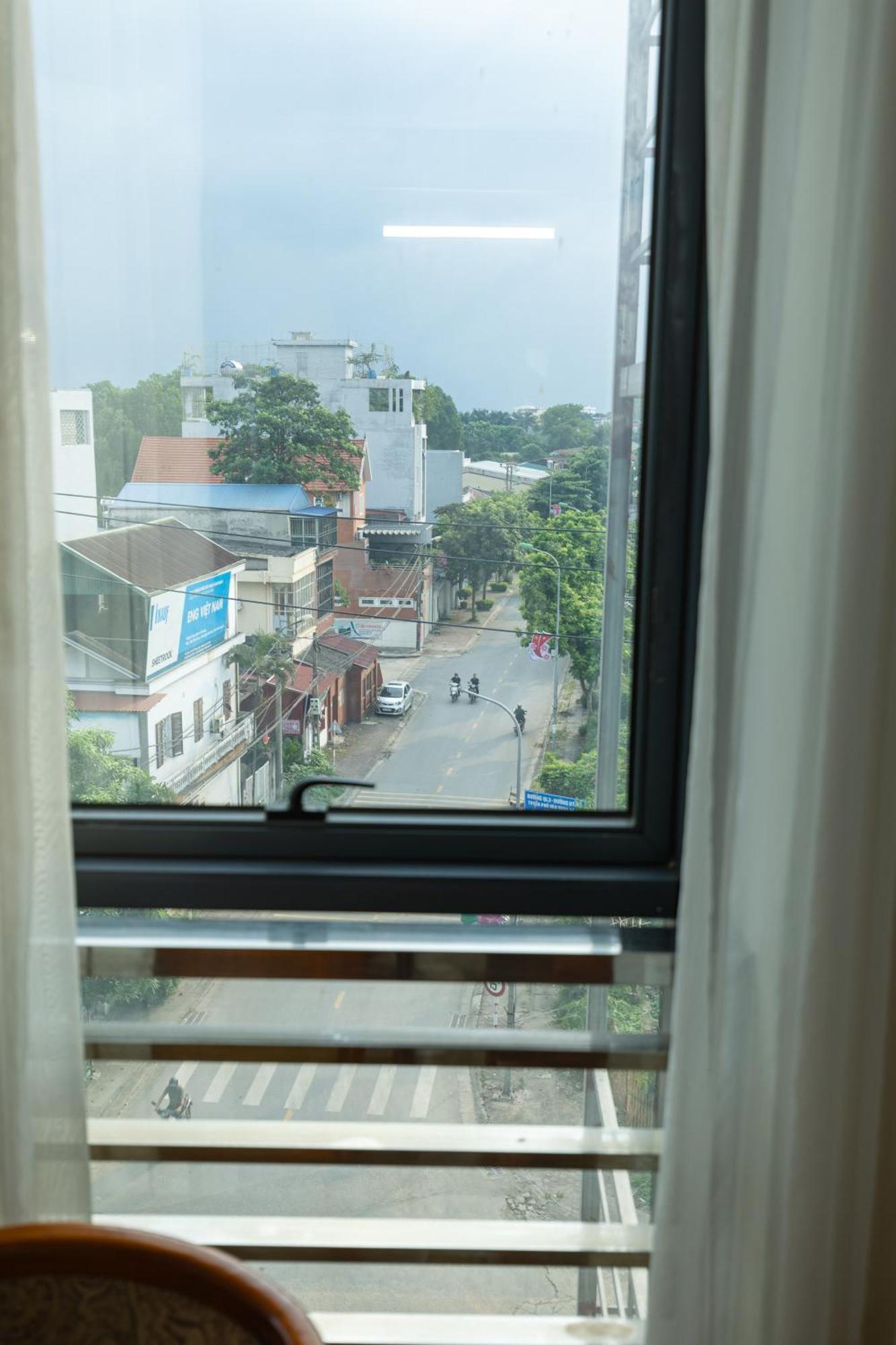 Hoang Gia Hotel Dong Anh 外观 照片