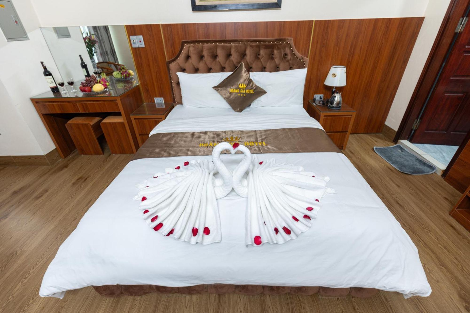 Hoang Gia Hotel Dong Anh 外观 照片